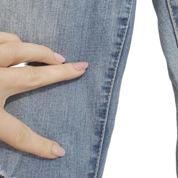 Jolt | Distressed Light Wash Skinny Jeans - Picture 7 of 8